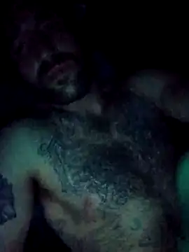 Snapshot of workhard87 chatting on 09/25/25, 08:18 workhard87 online show from 09/25/25, 08:18