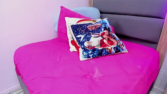 Snapshot of MARAYLOUS chatting on 12/07/24, 10:50 MARAYLOUS online show from 12/07/24, 10:50