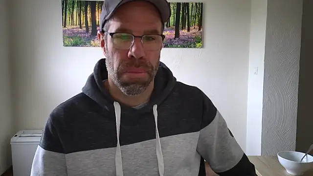 Harry Boldt online show from 10/21/25, 09:32