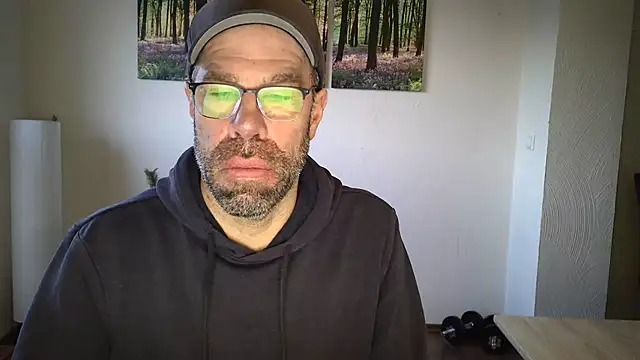 Harry Boldt online show from 12/15/25, 07:23