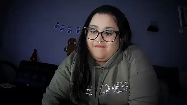 tillymarie34 online show from 12/12/24, 07:48