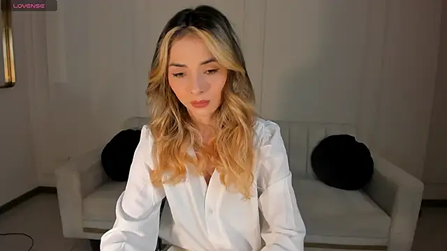 StacyWoods online show from 05/28/26, 11:07