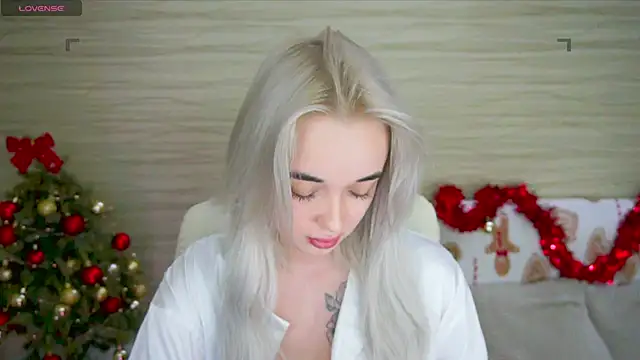 Ashley S online show from 12/29/24, 03:11