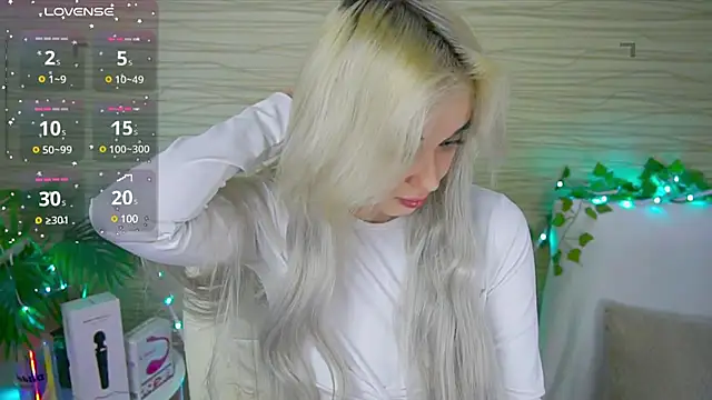 Ashley S online show from 02/18/25, 03:10