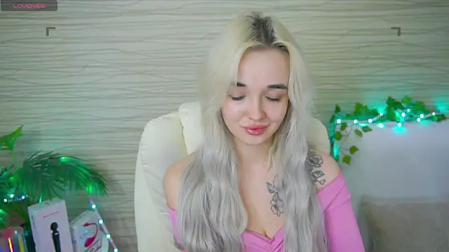 Ashley S online show from 02/24/25, 11:09