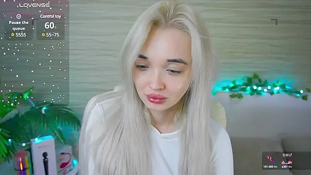 Ashley S online show from 03/20/25, 02:08