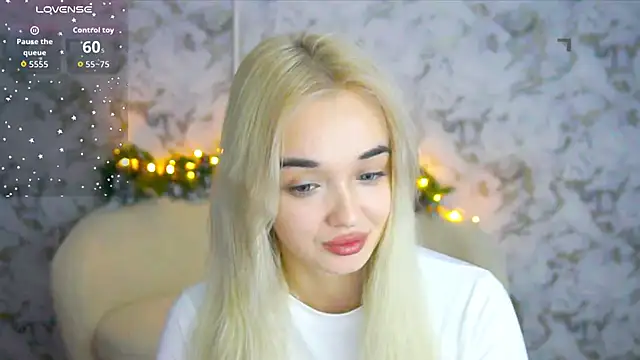 Ashley S online show from 12/03/25, 11:03