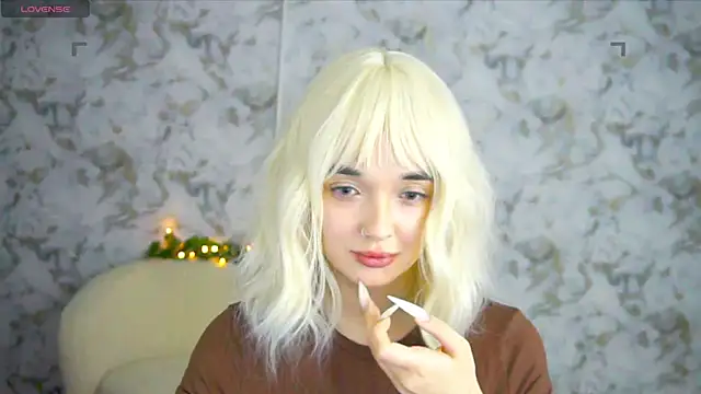 Snapshot of Ashley_S chatting on 05/19/26, 01:56 Ashley S online show from 05/19/26, 01:56