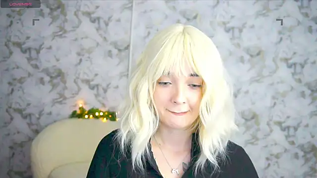 Snapshot of Ashley_S chatting on 05/24/26, 10:26 Ashley S online show from 05/24/26, 10:26