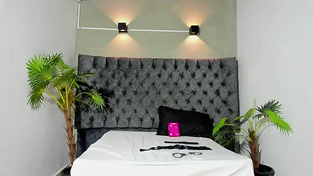 Salomon koude online show from 05/14/26, 01:45