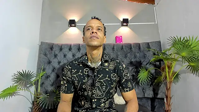Salomon koude online show from 06/30/26, 02:18