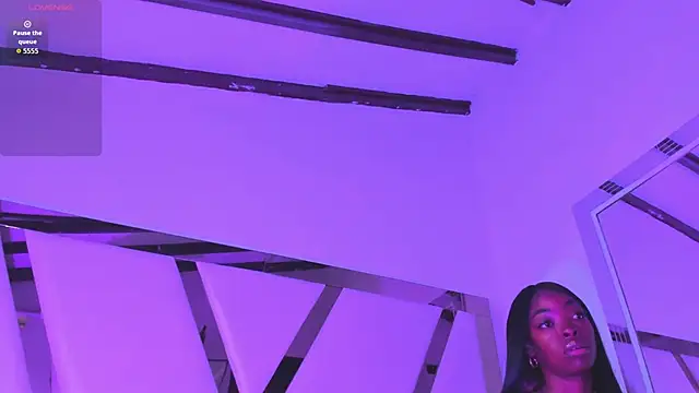 Snapshot of ElisabethMassey chatting on 04/04/26, 01:08 ElisabethMassey online show from 04/04/26, 01:08