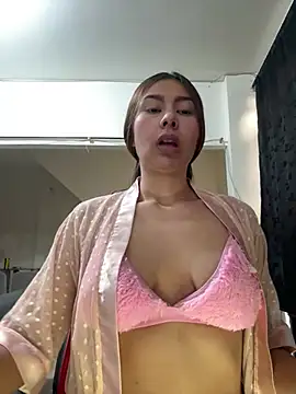 Snapshot of Im_sophia1 chatting on 02/14/25, 02:44 Im sophia1 online show from 02/14/25, 02:44