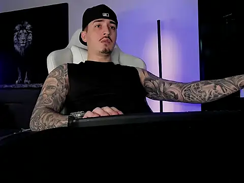 uptomatty online show from 11/03/25, 09:32