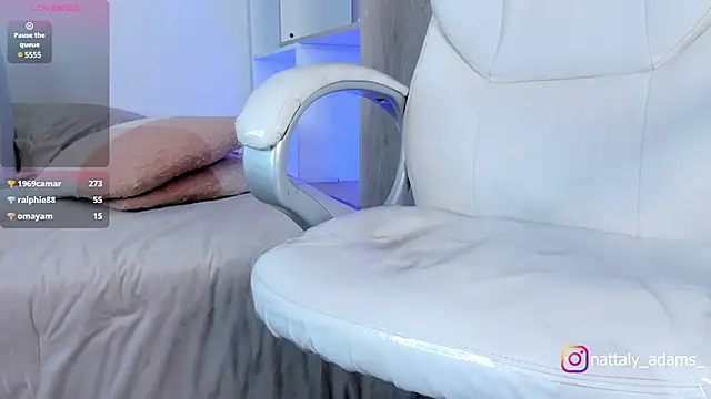 nattaly adams online show from 12/05/24, 02:09