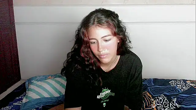 Snapshot of dayanita_hot_ chatting on 02/07/25, 04:03 dayanita hot online show from 02/07/25, 04:03