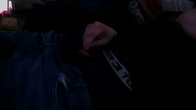 Snapshot of dirtything4u chatting on 02/25/25, 10:50 dirtything4u online show from 02/25/25, 10:50