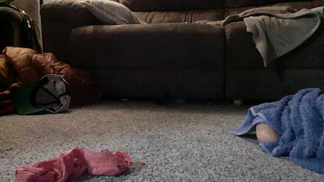 Snapshot of dirtything4u chatting on 02/19/26, 11:23 dirtything4u online show from 02/19/26, 11:23