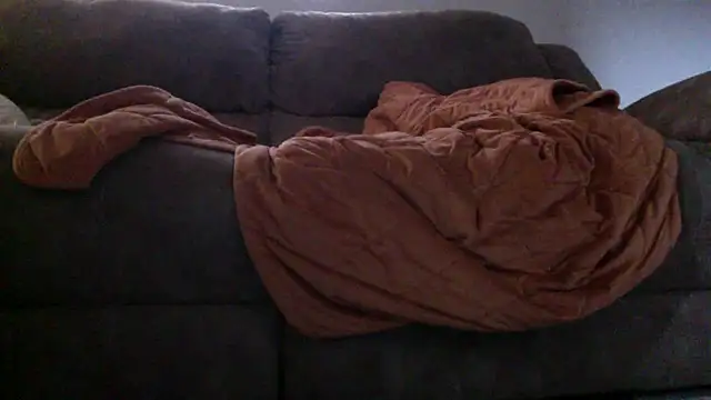 Snapshot of dirtything4u chatting on 04/25/26, 09:01 dirtything4u online show from 04/25/26, 09:01