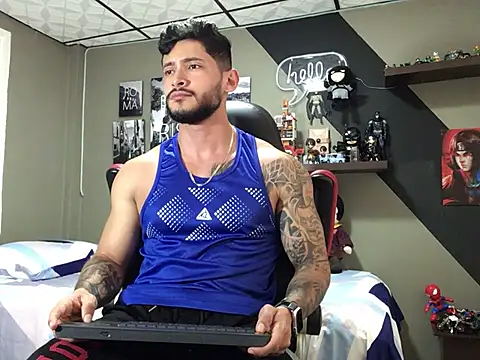 Snapshot of marcel_crawford96 chatting on 03/08/25, 02:08 marcel crawford96 online show from 03/08/25, 02:08