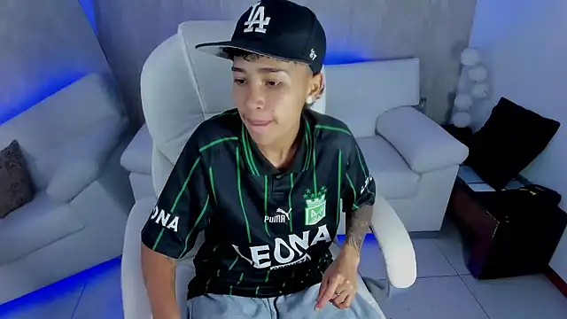 nova sex01 online show from 01/06/25, 01:19