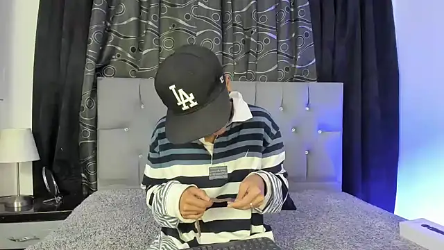 nova sex01 online show from 02/12/25, 03:51