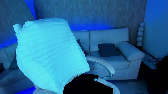 nova sex01 online show from 09/19/25, 04:58