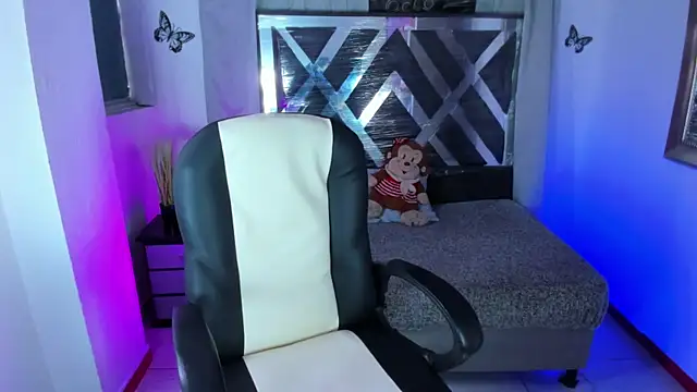 nova sex01 online show from 07/06/26, 09:17