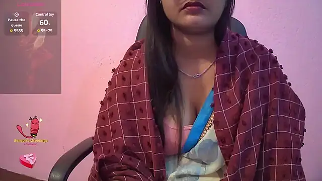 Snapshot of Pari-new chatting on 12/18/24, 07:47 Pari-new online show from 12/18/24, 07:47