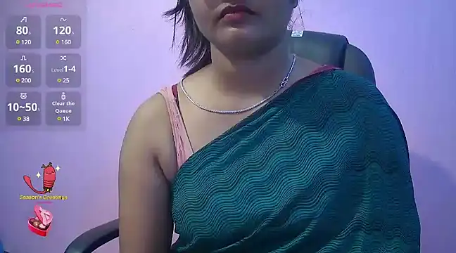 Snapshot of Pari-new chatting on 01/31/25, 04:14 Pari-new online show from 01/31/25, 04:14