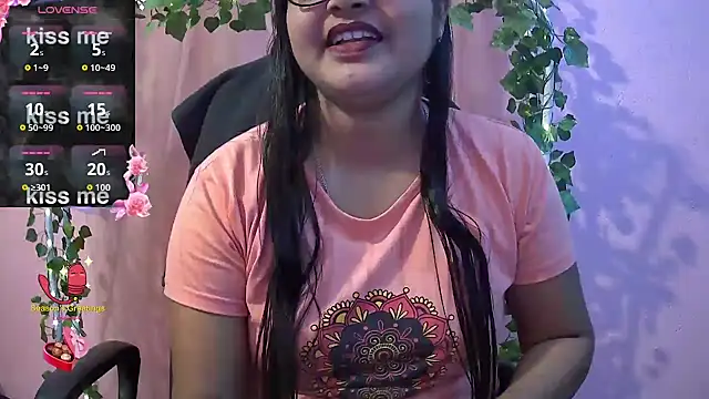 Snapshot of Pari-new chatting on 02/27/26, 04:12 Pari-new online show from 02/27/26, 04:12