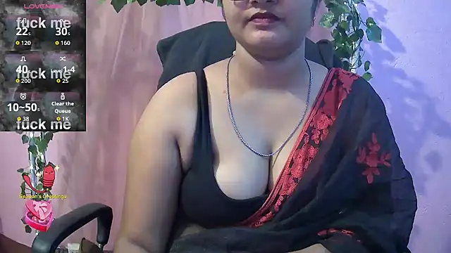 Snapshot of Pari-new chatting on 05/15/26, 04:19 Pari-new online show from 05/15/26, 04:19