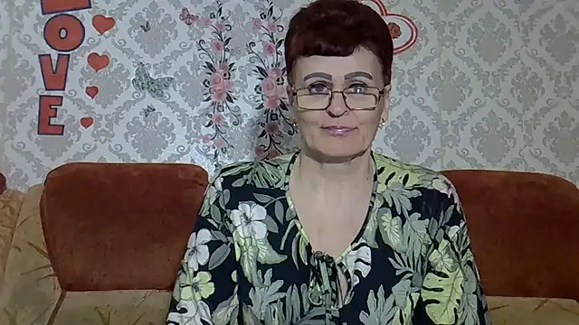Snapshot of PaulaGolden chatting on 06/21/26, 01:24 PaulaGolden online show from 06/21/26, 01:24