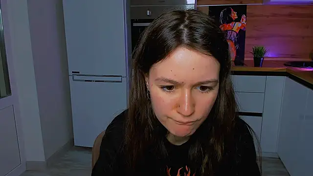 ameli moon online show from 02/18/25, 04:37