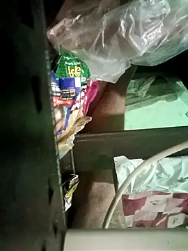 Snapshot of Shubu_76 chatting on 09/10/25, 09:04 Shubu 76 online show from 09/10/25, 09:04