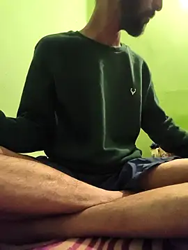 Snapshot of Shubu_76 chatting on 11/16/25, 02:28 Shubu 76 online show from 11/16/25, 02:28