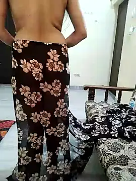 Snapshot of Fair-magic-woman chatting on 03/07/26, 11:40 Fair-magic-woman online show from 03/07/26, 11:40