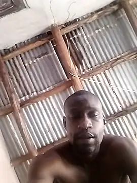 Snapshot of 12fitman chatting on 07/21/26, 07:54 12fitman online show from 07/21/26, 07:54