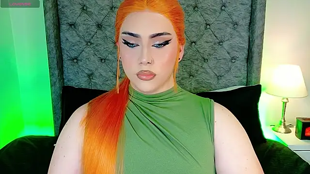 Snapshot of astridjonness chatting on 07/23/26, 04:32 astridjonness online show from 07/23/26, 04:32