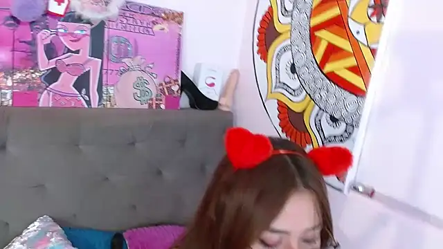 sarawiliamx online show from 02/16/25, 05:37