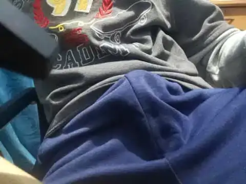 Snapshot of SALLY_OMAR_ chatting on 12/16/25, 12:26 SALLY OMAR online show from 12/16/25, 12:26