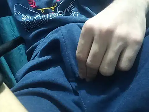 Snapshot of SALLY_OMAR_ chatting on 04/12/26, 09:09 SALLY OMAR online show from 04/12/26, 09:09