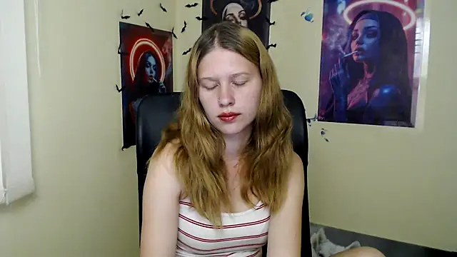 Snapshot of StellaCRL chatting on 06/22/26, 06:54 StellaCRL online show from 06/22/26, 06:54