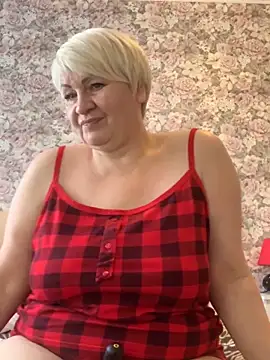 Laura Millf online show from 02/15/25, 07:49