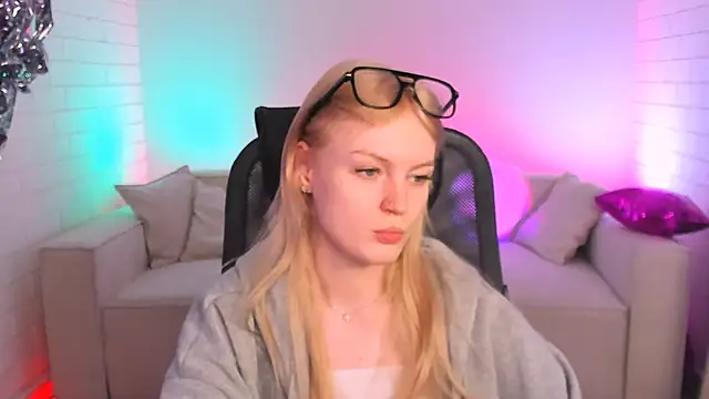 GraceGlamour online show from 02/10/25, 08:20