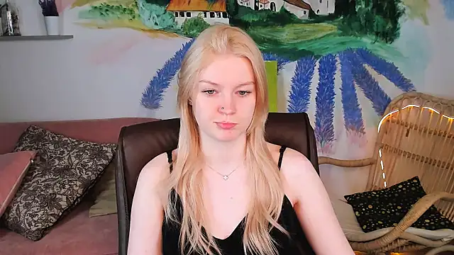 GraceGlamour online show from 02/17/25, 05:14