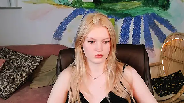 GraceGlamour online show from 02/17/25, 08:19