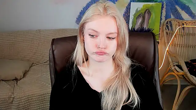 GraceGlamour online show from 03/12/25, 11:20