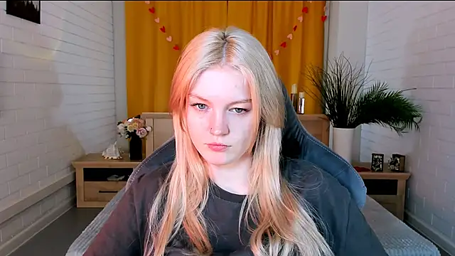 GraceGlamour online show from 03/21/25, 05:11