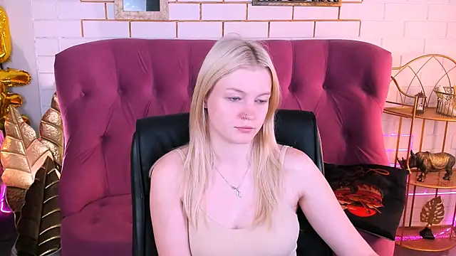 GraceGlamour online show from 09/18/25, 05:09